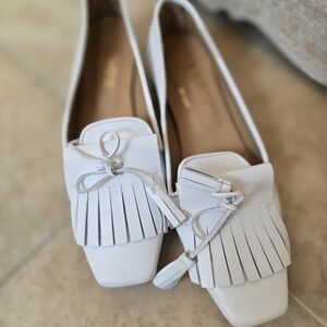 L'idea By Lori Chic White Women's Loafers with Tassel Detail. Made in Italy